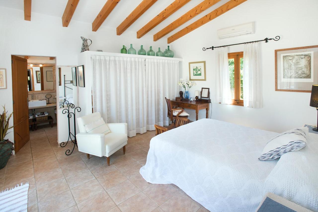 Owl Coloma - Luxury Retreat With Huge Pool Villa Port de Pollenca
